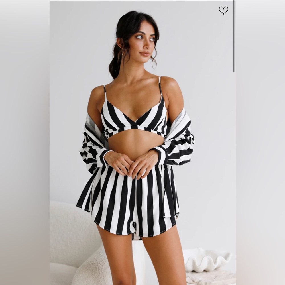 Short Set